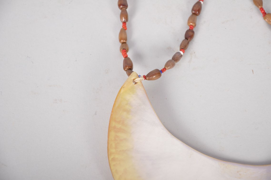 Kina Shell Necklace, photo 4 of 9