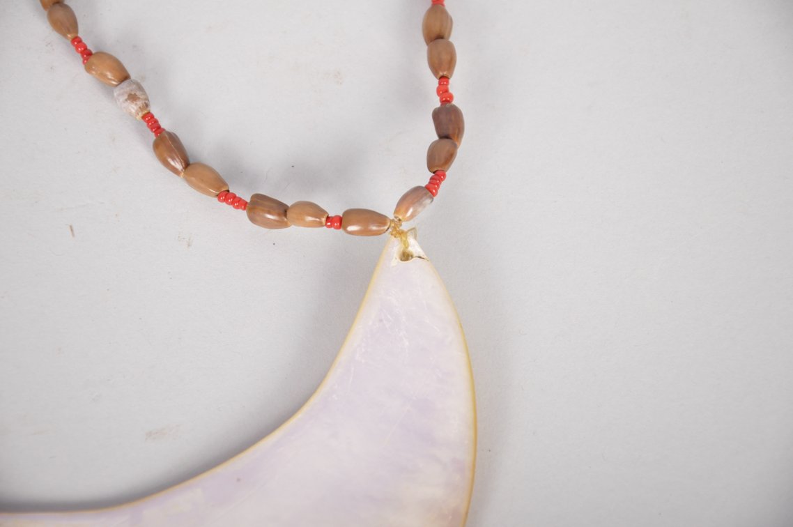 Kina Shell Necklace, photo 5 of 9