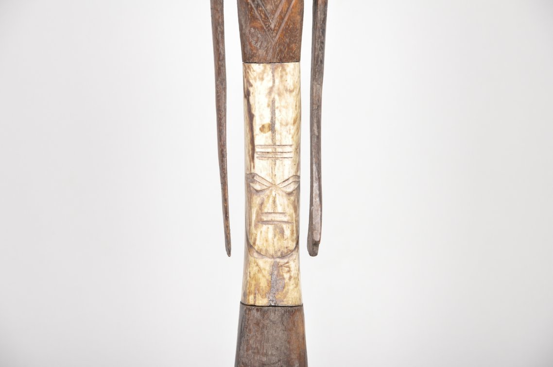 Lombok Island Wooden Bone Carved Articulated Figure, photo 5 of 7