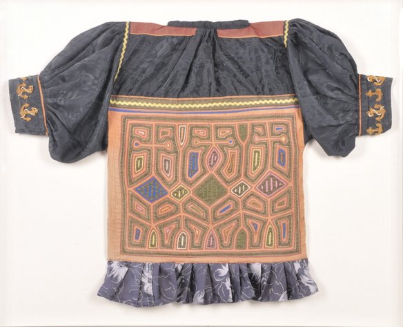 Mola Blouse Kuna/Guna People Panama Textile