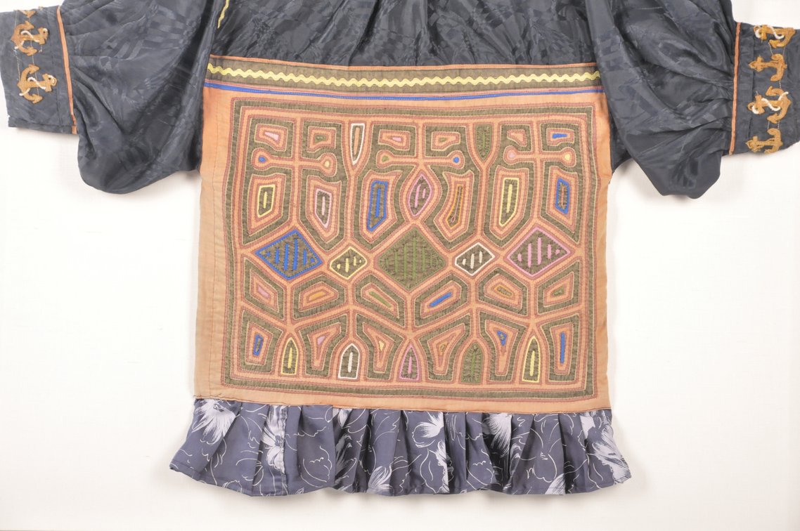 Mola Blouse Kuna/Guna People Panama Textile, photo 3 of 7