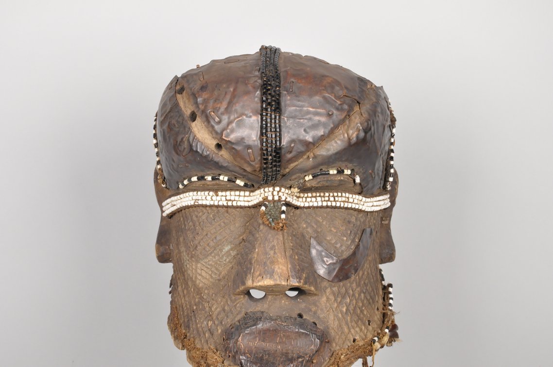 African Kuba Bwoom Helmet Mask 19th or 20th Century, photo 4 of 7