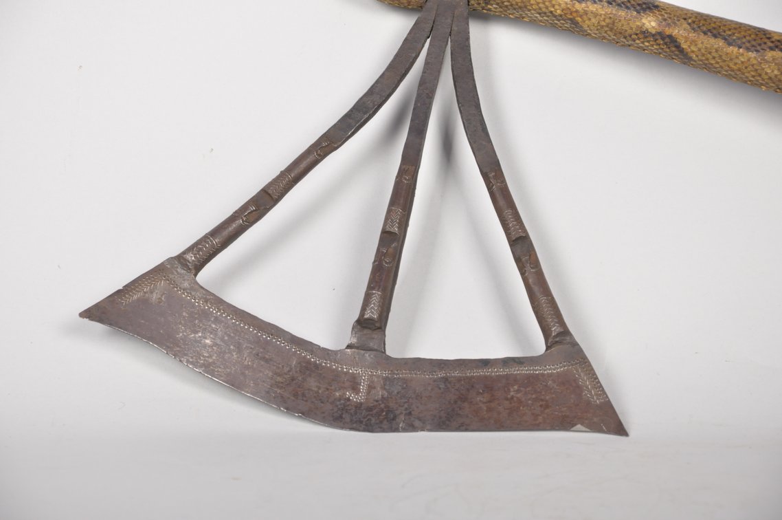 Songye Snakeskin Axe, photo 2 of 11