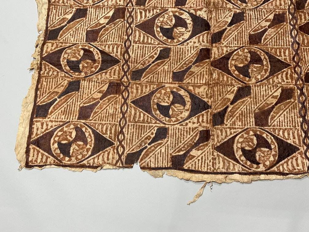 Pacific Islands Tapa Bark Cloth, photo 3 of 10