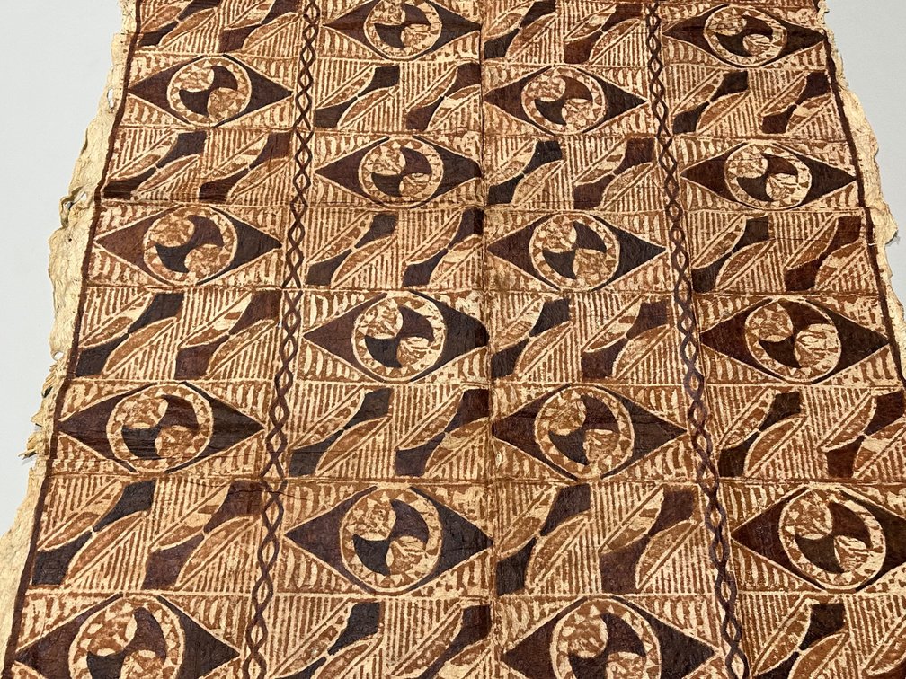 Pacific Islands Tapa Bark Cloth, photo 4 of 10