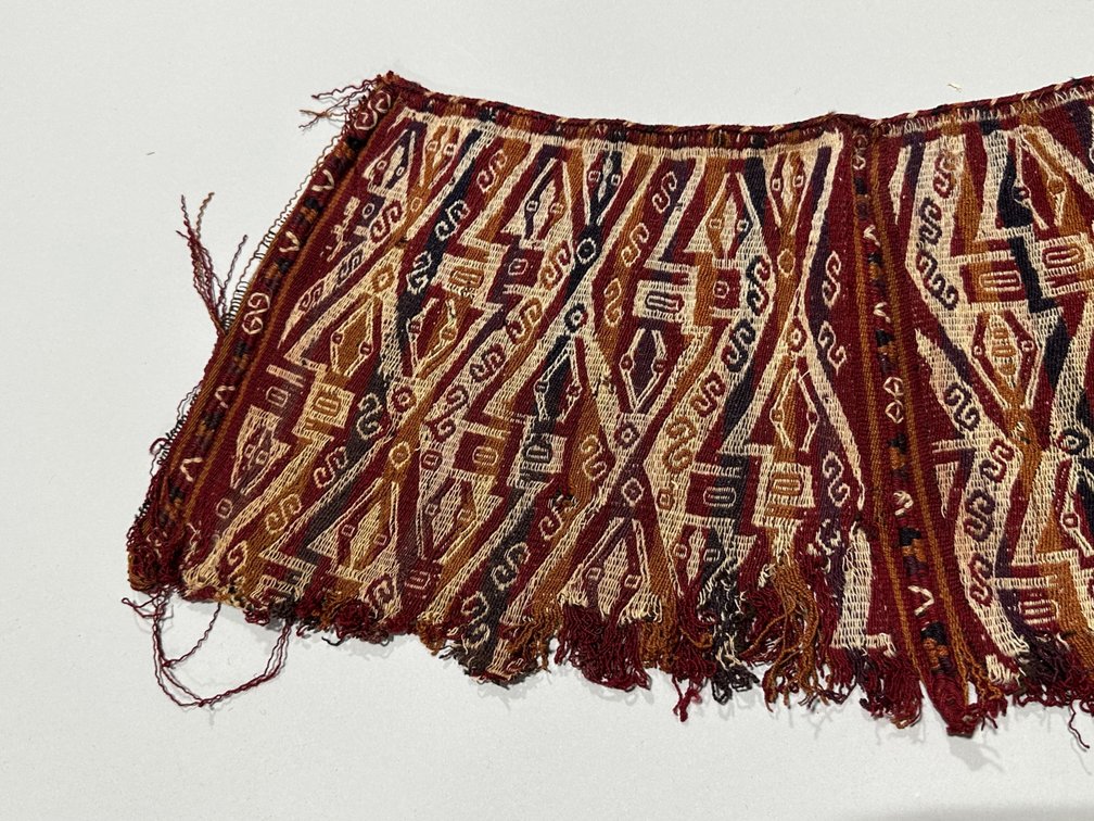 Chancay and Nazca Peruvian Woven Textile Fragment, photo 7 of 14
