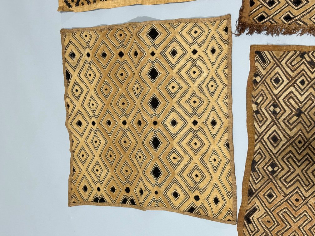 Kuba Raffia Cloth Textiles, Democratic Republic of Congo, photo 5 of 7