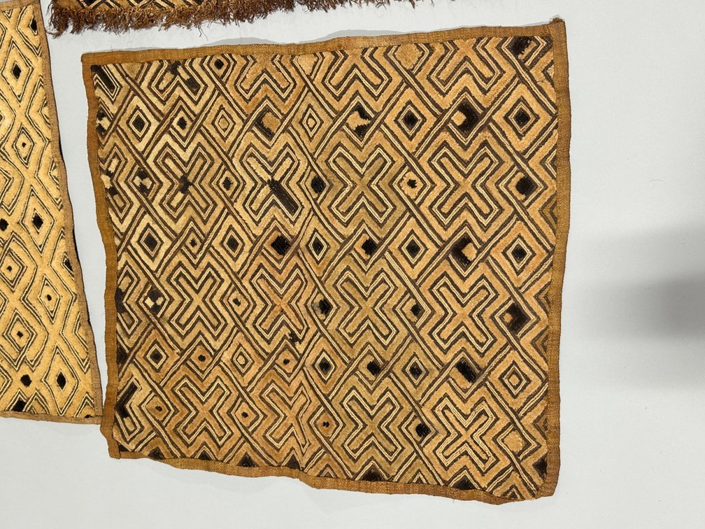 Kuba Raffia Cloth Textiles, Democratic Republic of Congo, photo 4 of 7