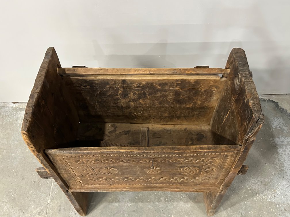 Middle Eastern Carved Wooden Chest, photo 8 of 16