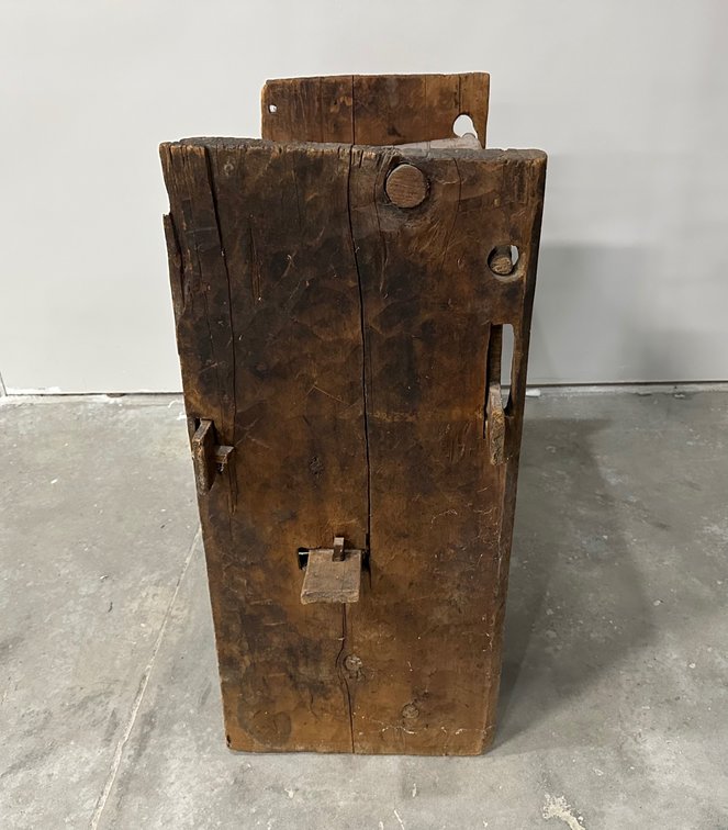 Middle Eastern Carved Wooden Chest, photo 15 of 16