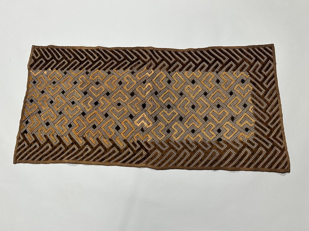 Kuba Raffia Cloth Textiles, Democratic Republic of Congo, photo 7 of 12