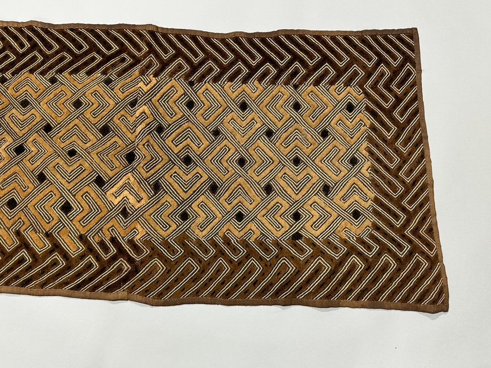 Kuba Raffia Cloth Textiles, Democratic Republic of Congo, photo 8 of 12