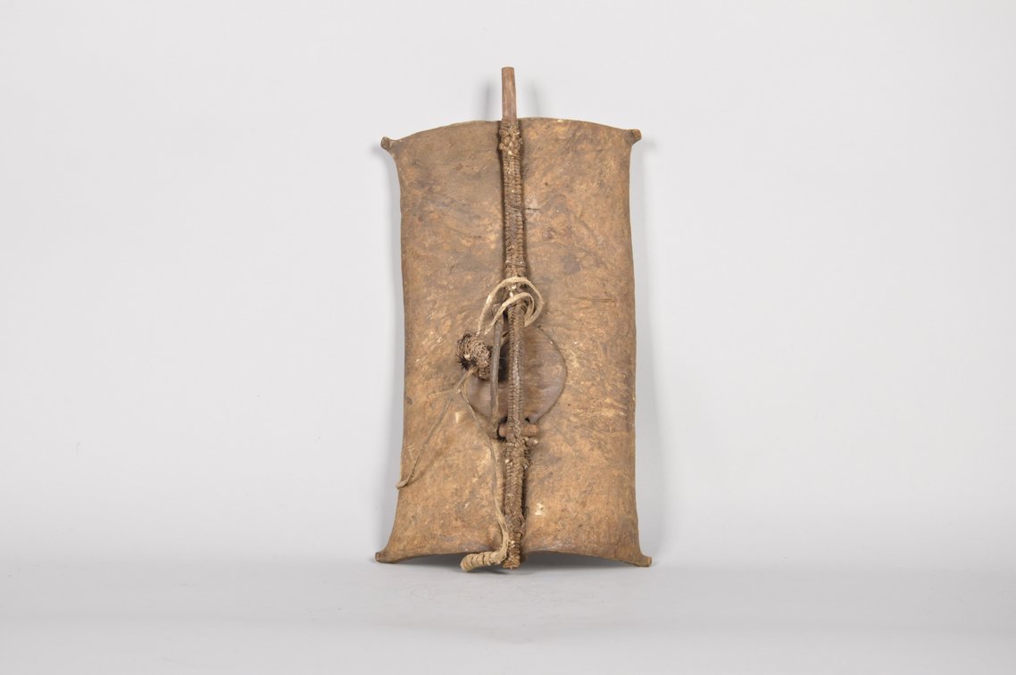 African Raw Hide Shield, photo 2 of 8