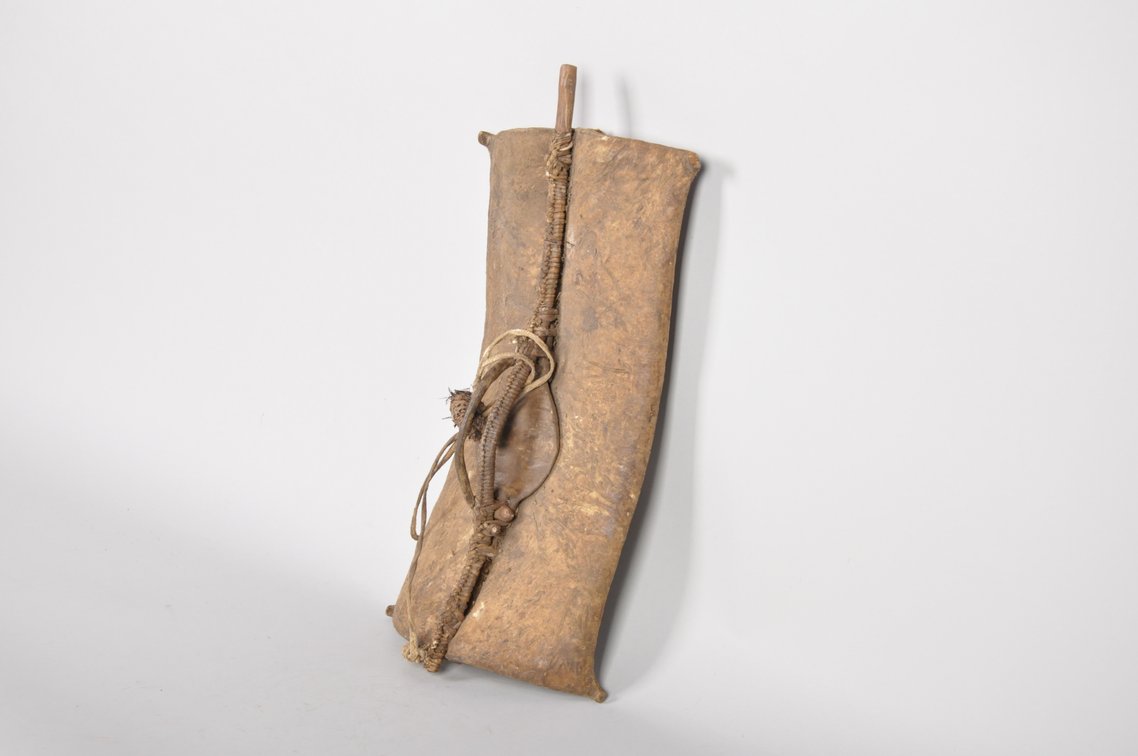 African Raw Hide Shield, photo 3 of 8