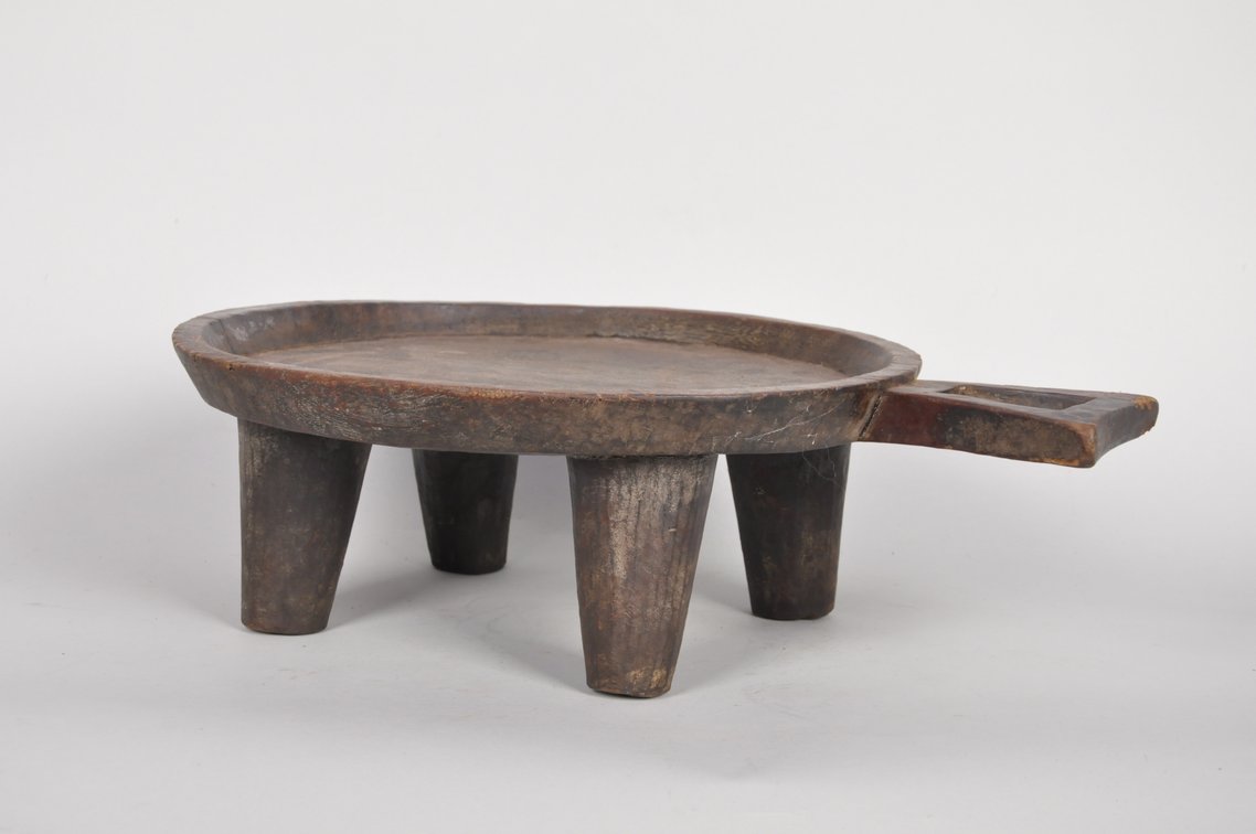 African Nigeria Carved Wooden Tray, photo 4 of 7