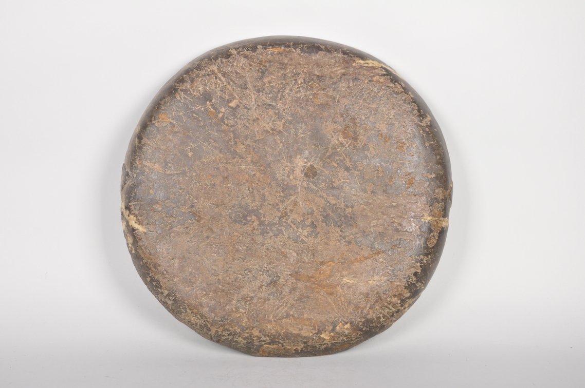 Papua New Guinea Carved Community Food Dish, photo 8 of 8