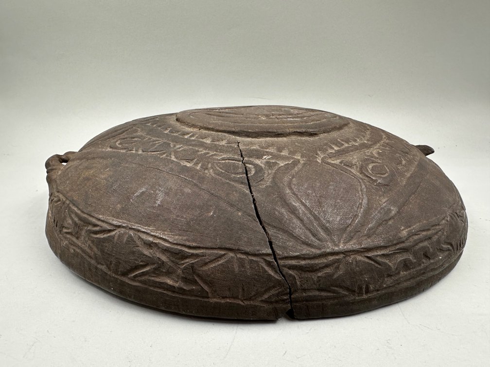 Boiken Papua New Guinea Wood Dish, photo 7 of 10