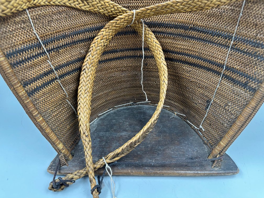 Kayan Dayak Beaded Baby Carrier Borneo, photo 7 of 11