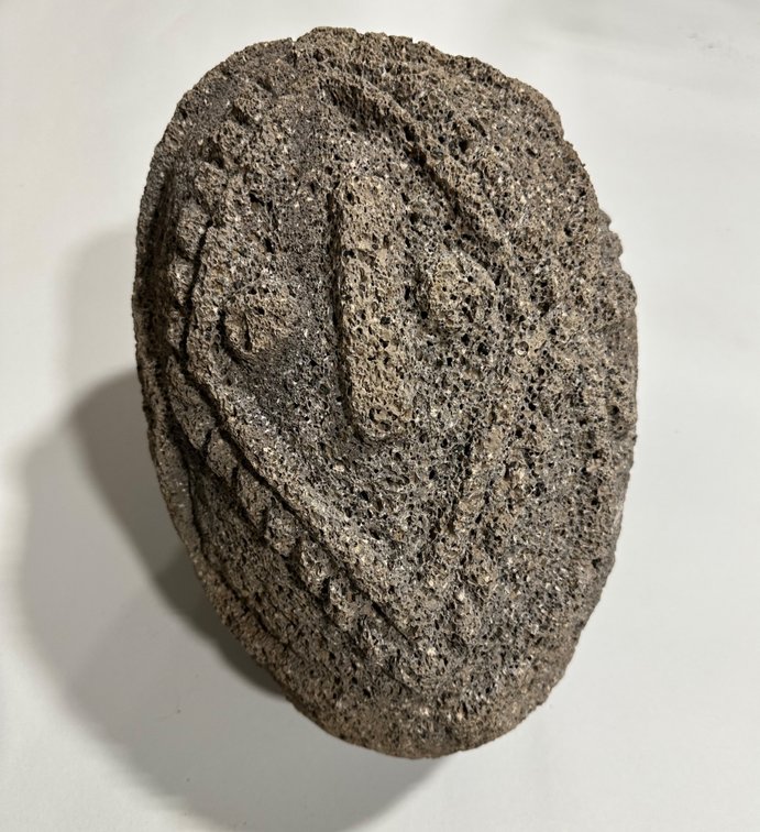 Lava Rock Carved Vessel, Nicoya Culture, photo 8 of 16