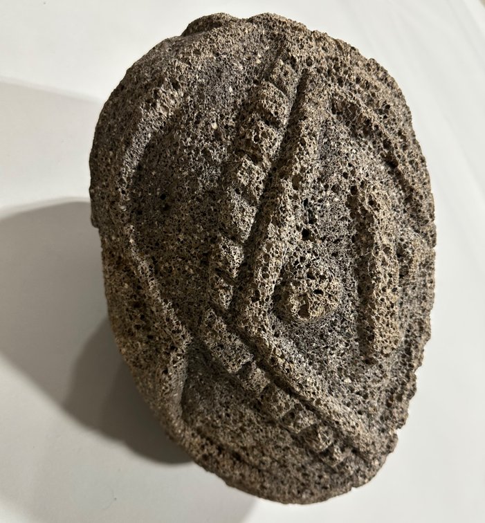 Lava Rock Carved Vessel, Nicoya Culture, photo 9 of 16