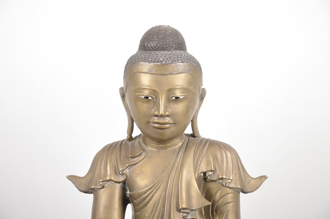 Burmese Bronze Seated Buddha Sculpture, photo 3 of 8
