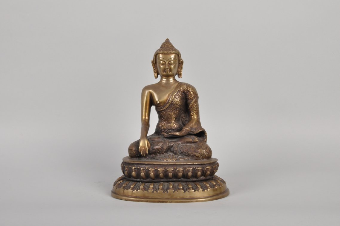 Seated Buddha, photo 2 of 7