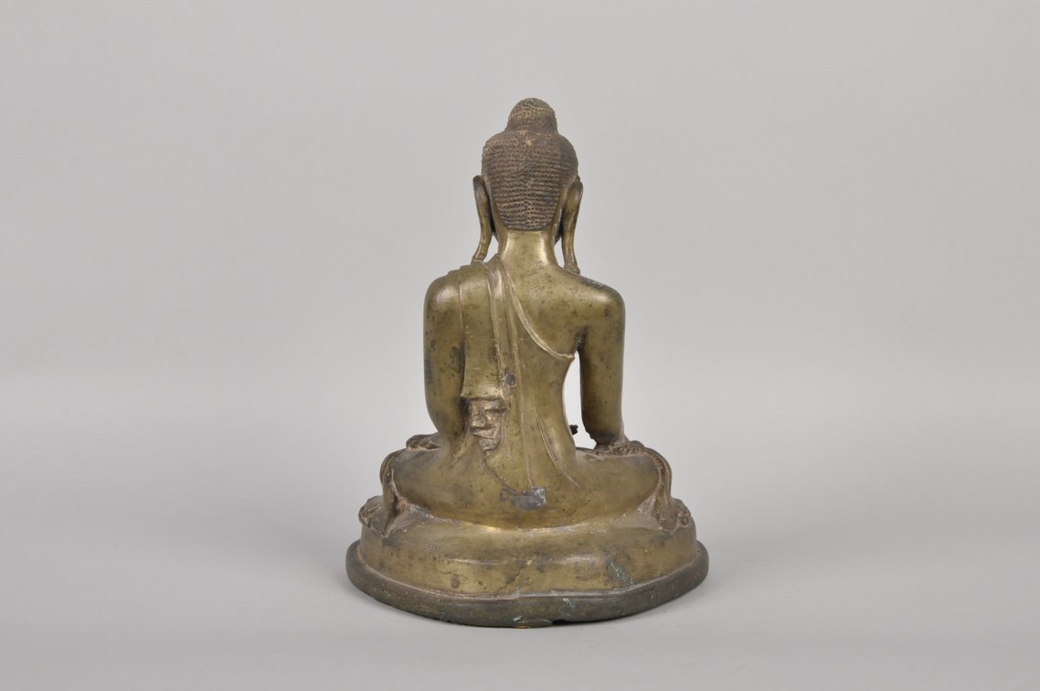 Sino Tibetan Bronze Buddha, photo 6 of 8