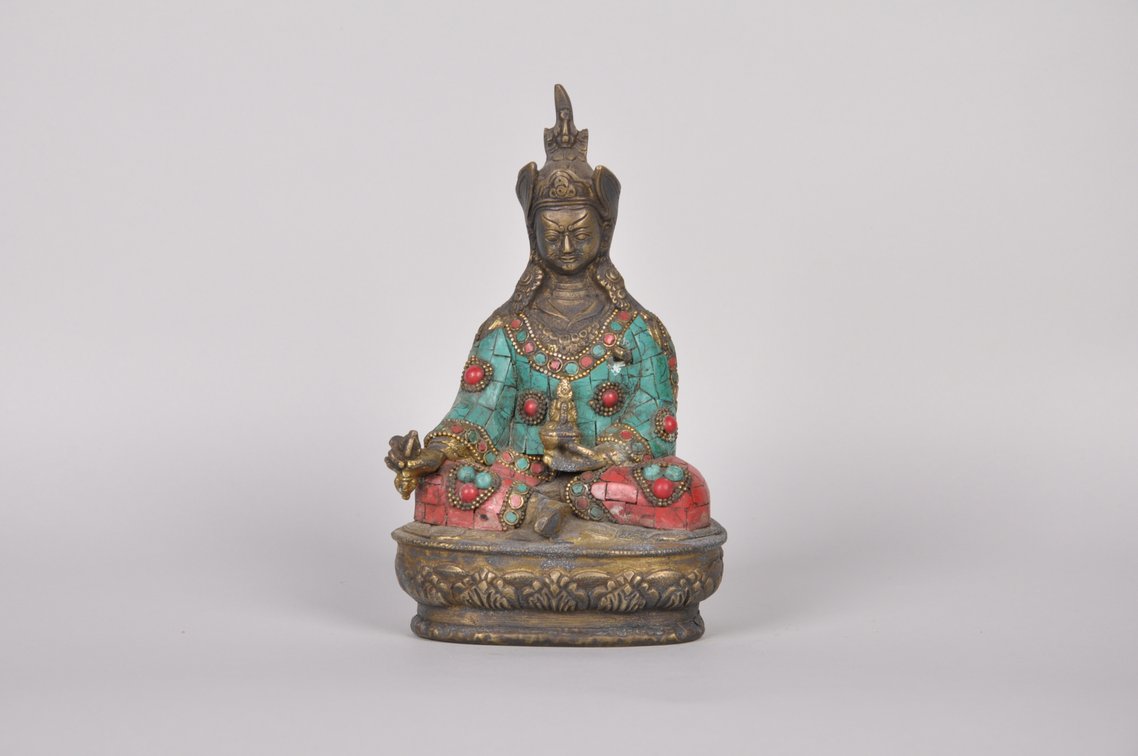 Tsongkhapa Buddhist Shaman Figure, photo 2 of 8