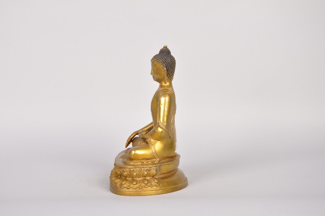 Shakyamuni Gold Gilded Bronze Tibet Sculpture, photo 3 of 7