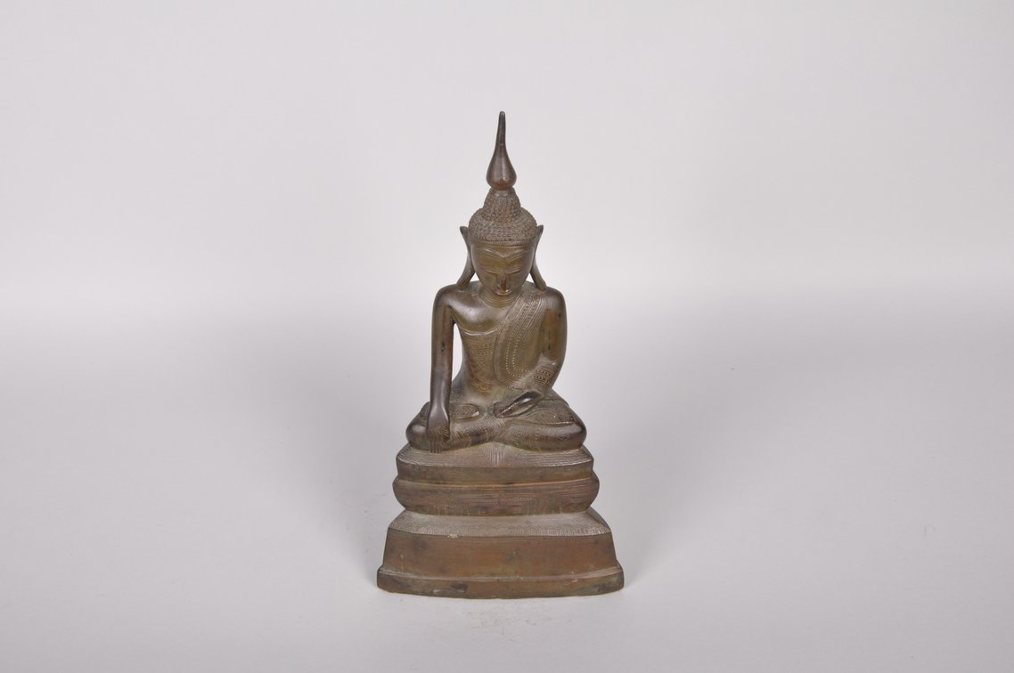 Siddhartha Gautama Historical Buddha Bronze Sculpture, photo 5 of 8