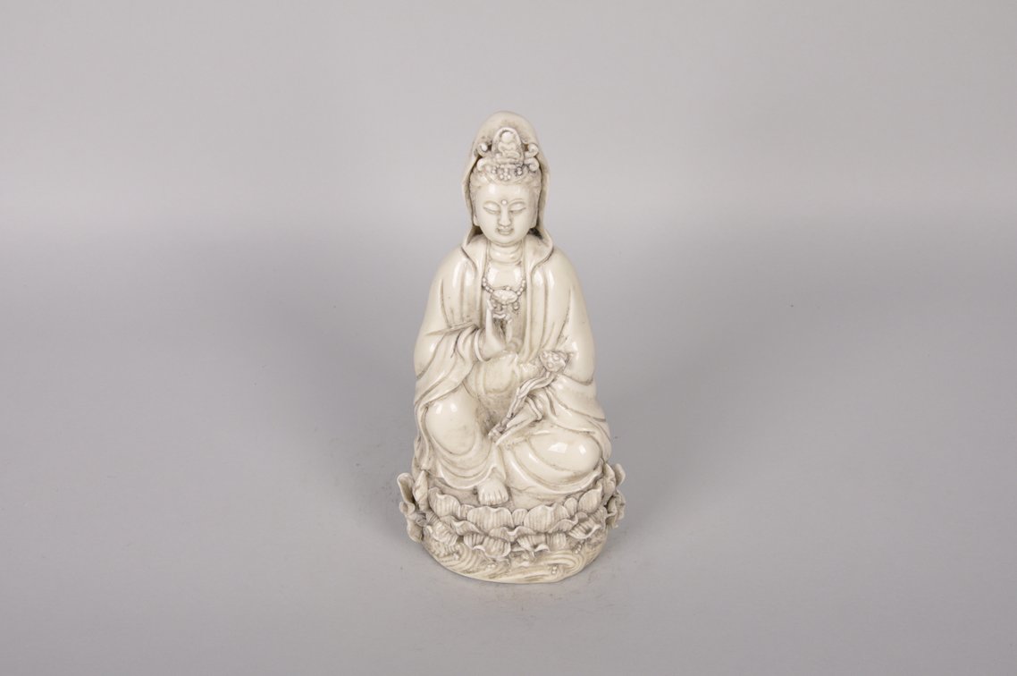 Guanyin Ceramic Goddess of Mercy Sculpture, photo 5 of 7