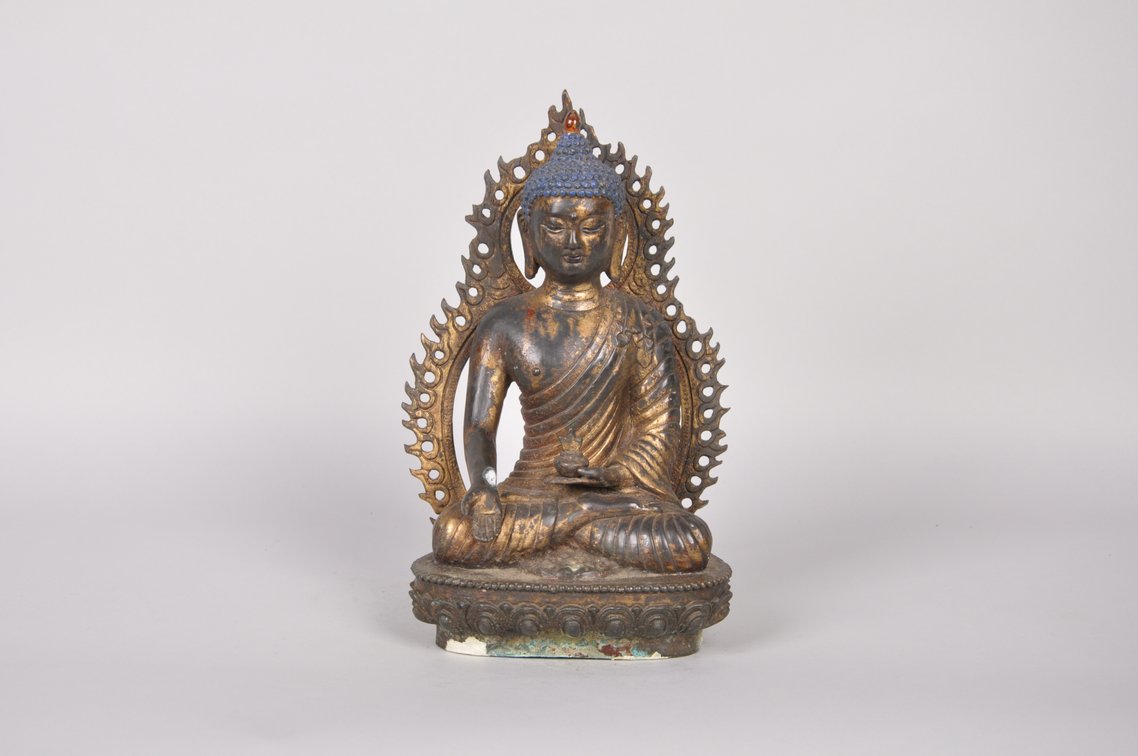 Bronze Seated Shakyamuni Statue, photo 2 of 8