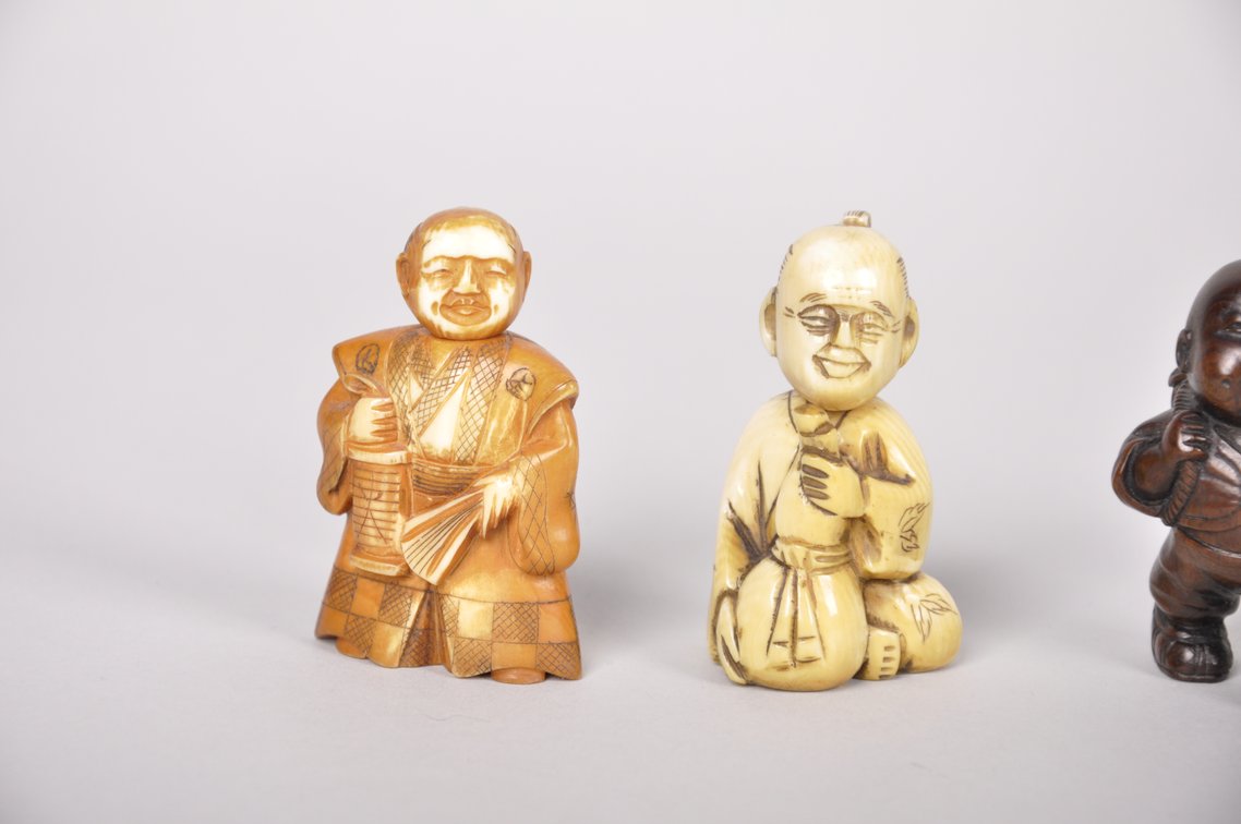 Netsuke Figure Miniature Sculptures and Koro Toppers, photo 3 of 17