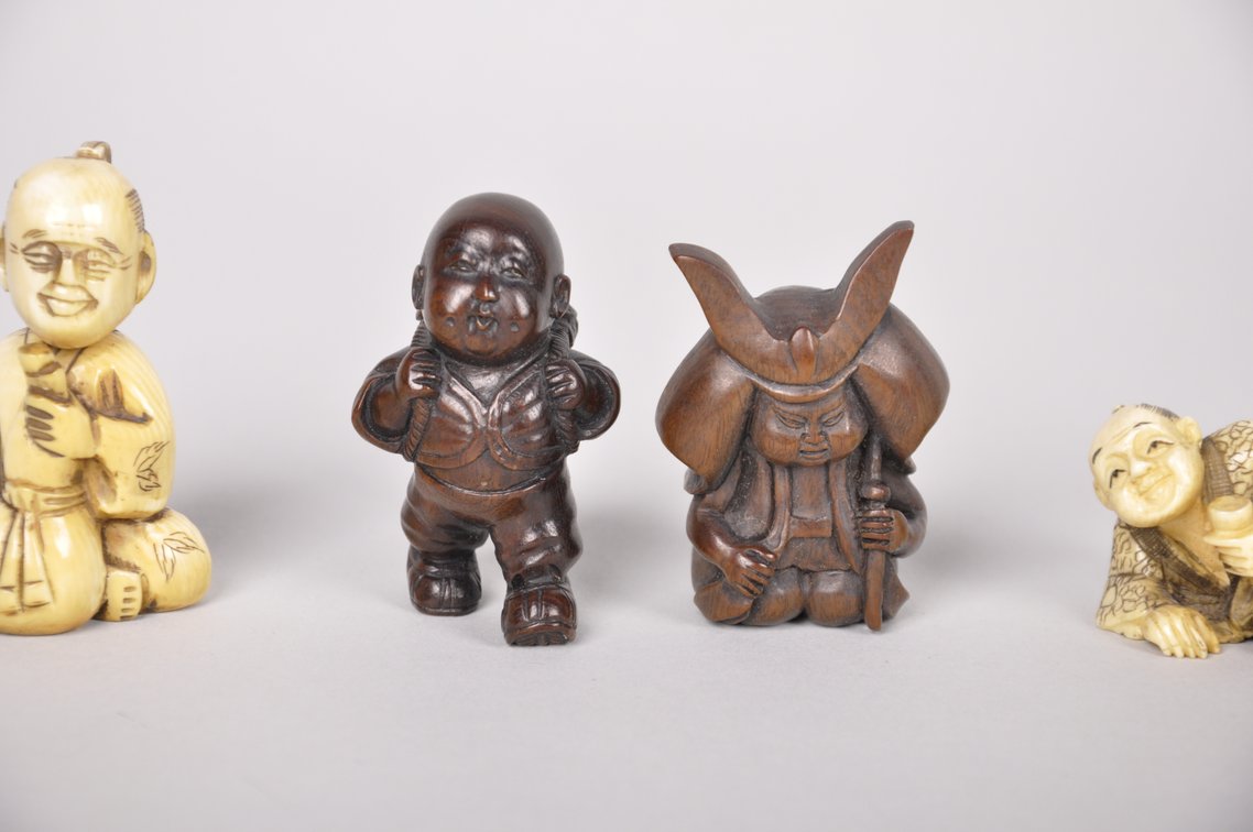 Netsuke Figure Miniature Sculptures and Koro Toppers, photo 4 of 17