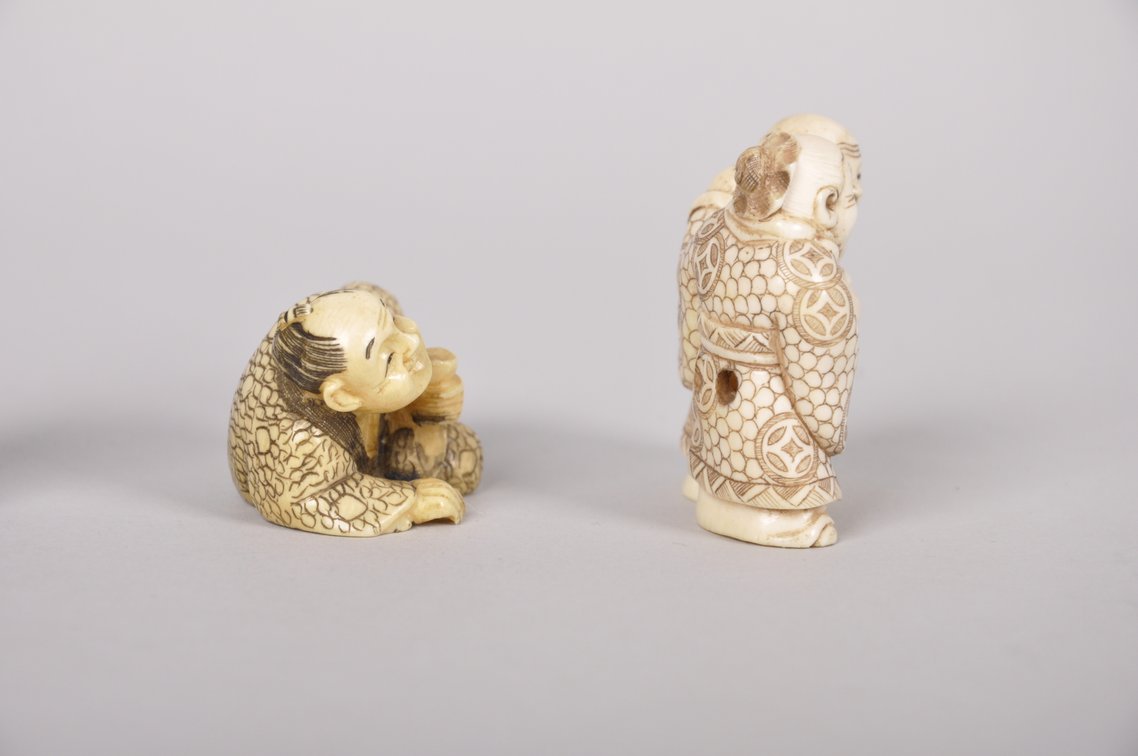 Netsuke Figure Miniature Sculptures and Koro Toppers, photo 11 of 17