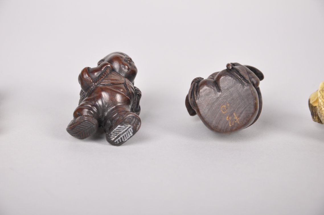 Netsuke Figure Miniature Sculptures and Koro Toppers, photo 13 of 17
