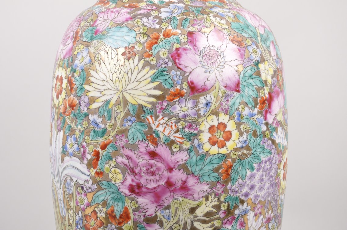 Antique Chinese Meiji Era Enamel Painted Porcelain Vase, photo 7 of 10