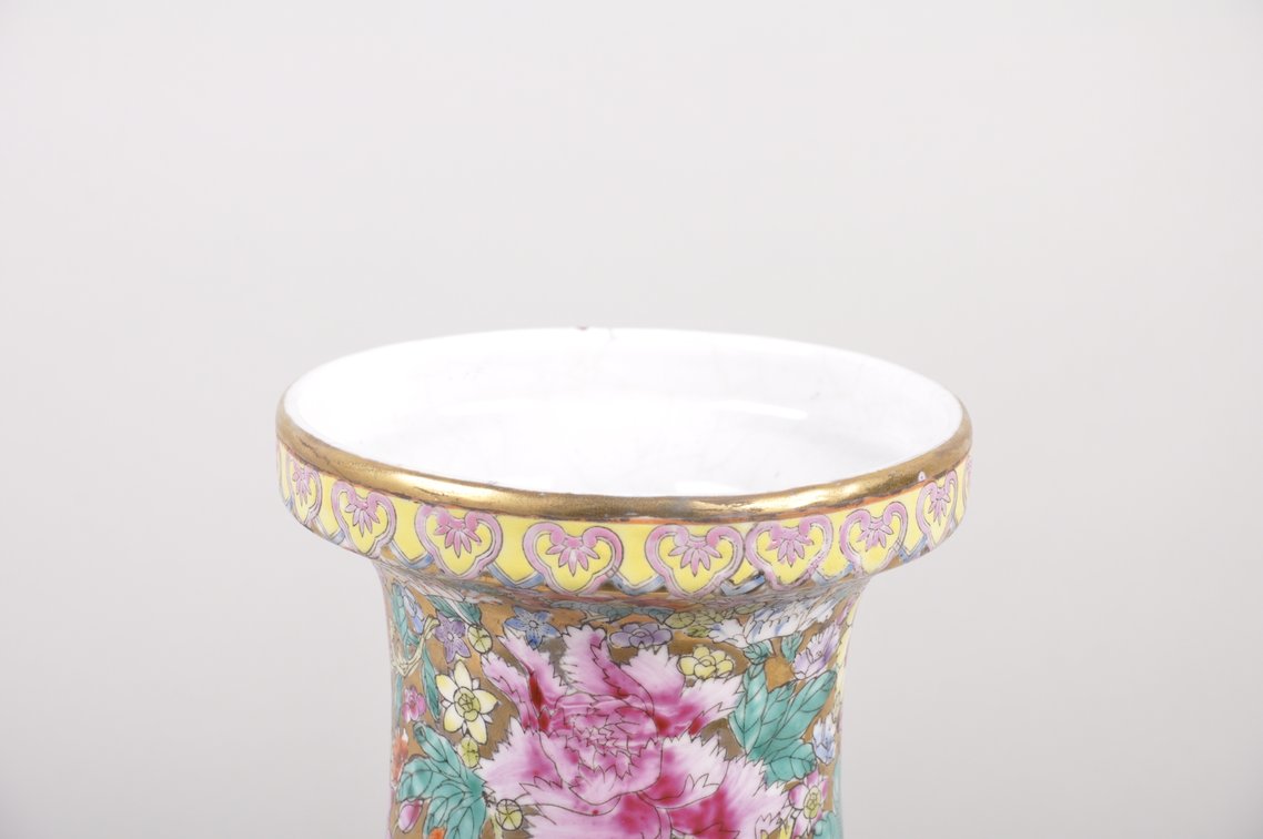Antique Chinese Meiji Era Enamel Painted Porcelain Vase, photo 8 of 10
