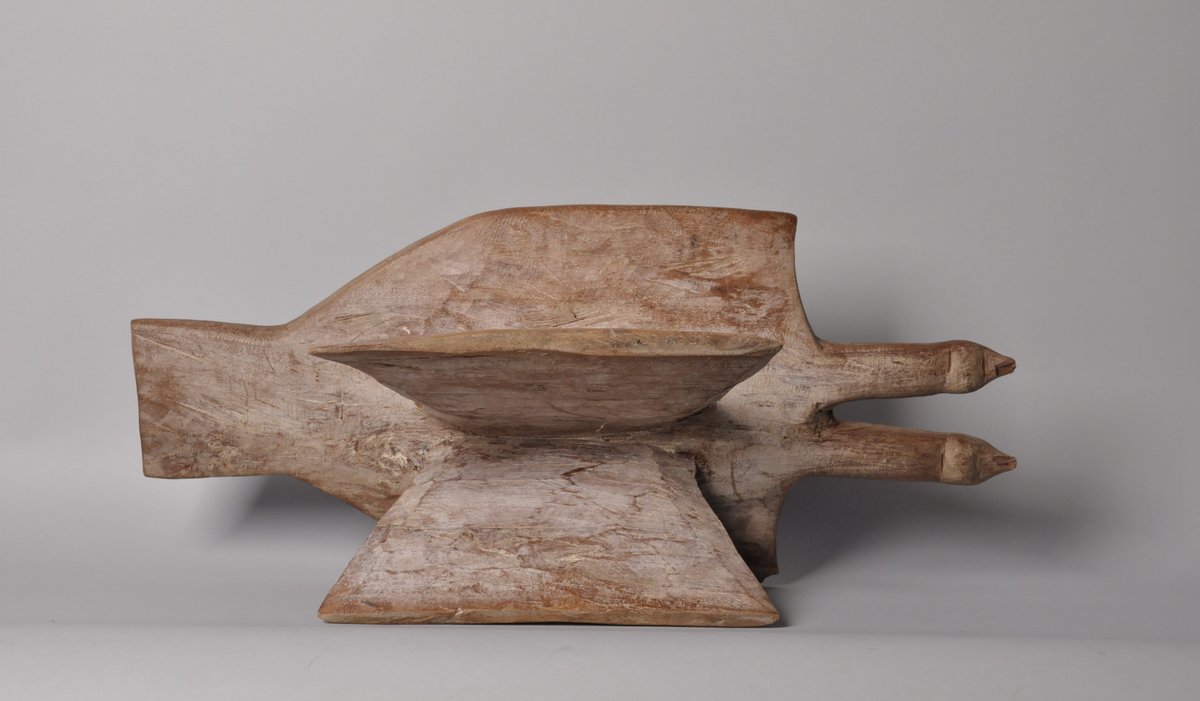 Kalapalo Vulture Double Headed Bench, Brazil, photo 8 of 8