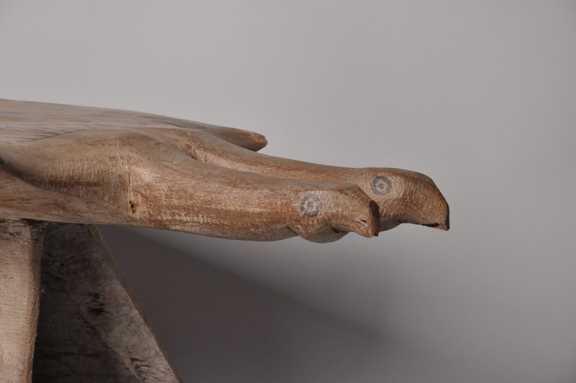Kalapalo Vulture Double Headed Bench, Brazil, photo 7 of 8