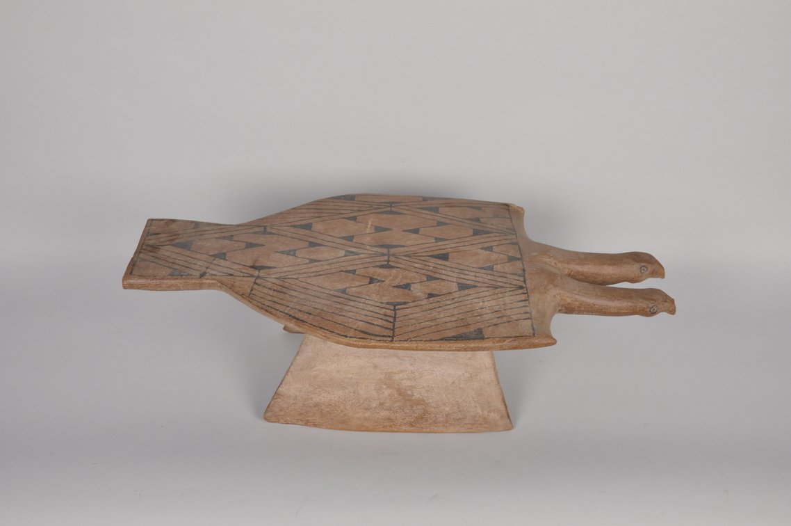 Kalapalo Vulture Double Headed Bench, Brazil, photo 2 of 8