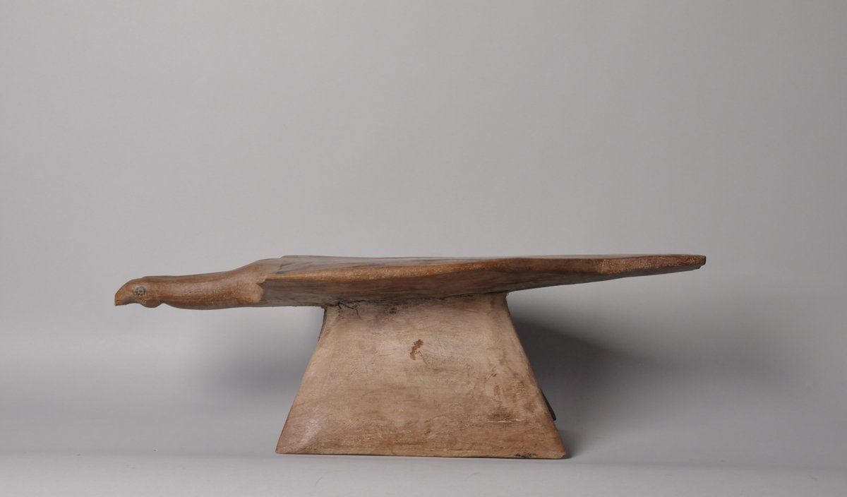 Kalapalo Vulture Double Headed Bench, Brazil, photo 5 of 8