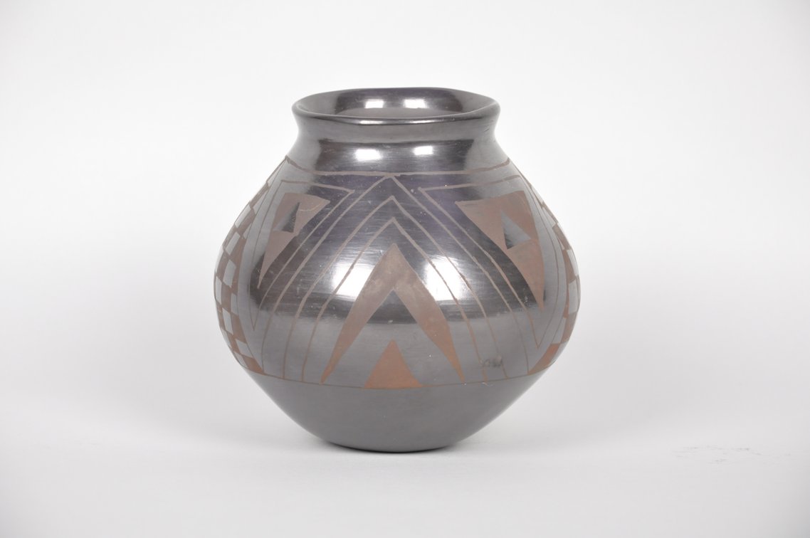 Marvin and Frances Martinez, SDP, and Alonso  Black on Black Pottery, photo 4 of 12