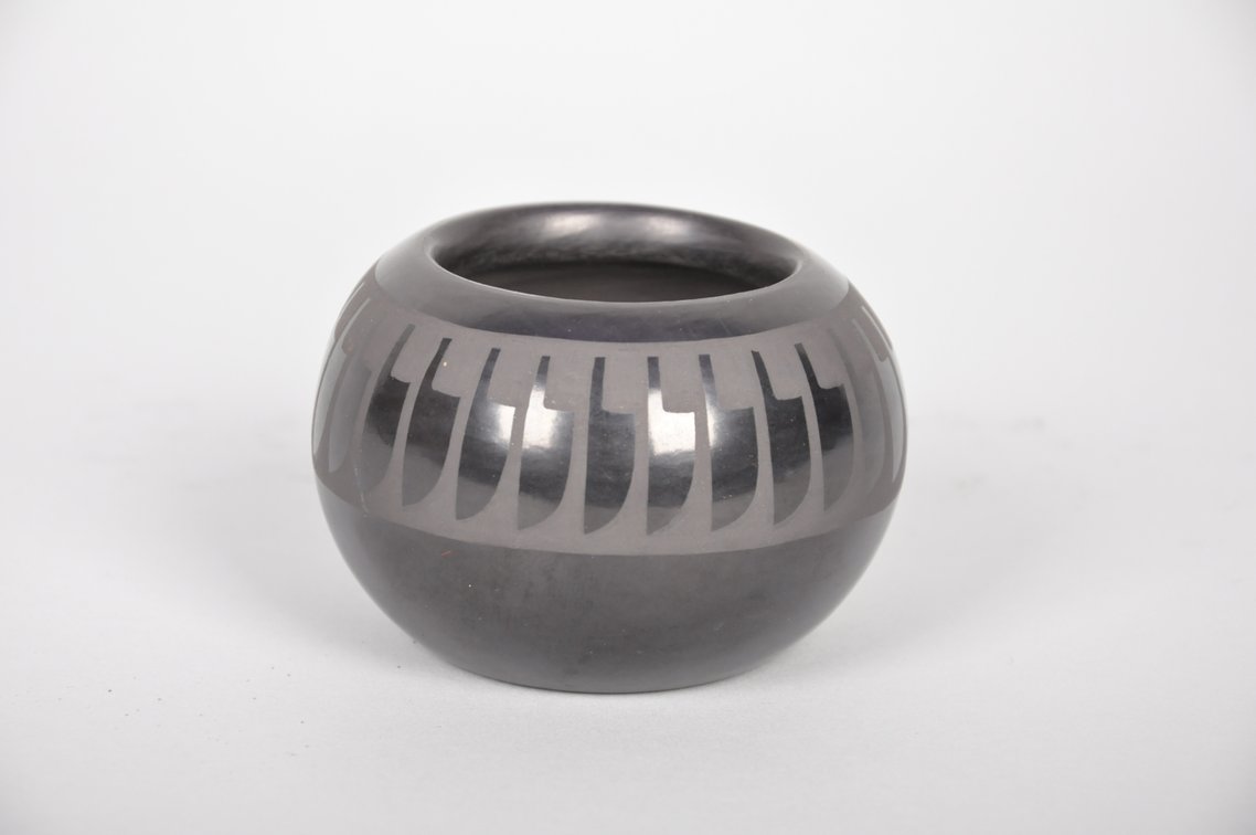 Marvin and Frances Martinez, SDP, and Alonso  Black on Black Pottery, photo 9 of 12