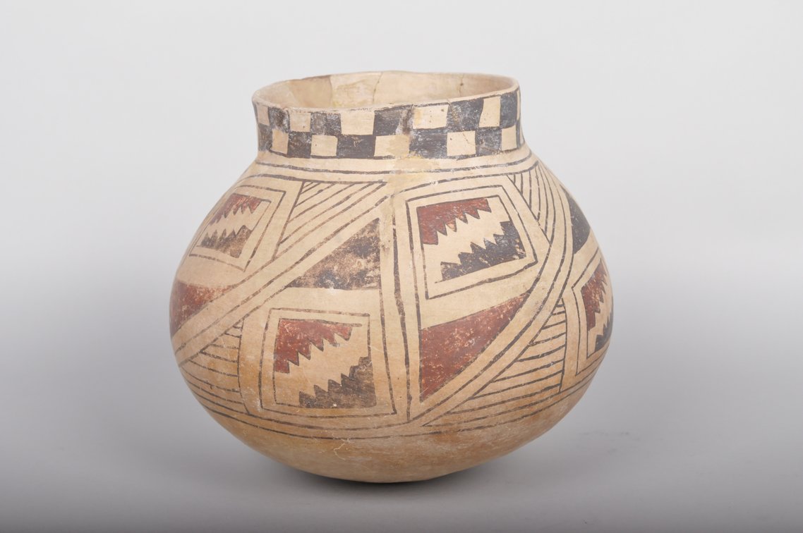 Pre-Columbian Casas Grande 13th 14th c Painted Vessel, photo 4 of 8