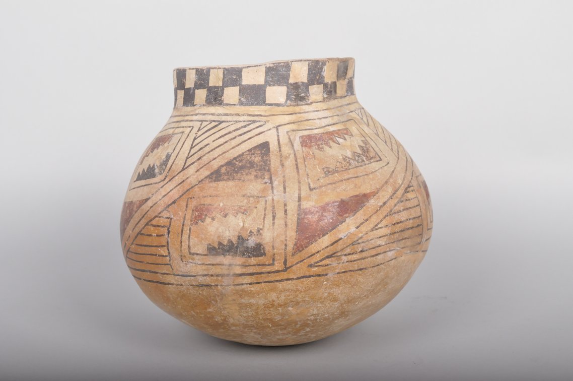 Pre-Columbian Casas Grande 13th 14th c Painted Vessel, photo 3 of 8