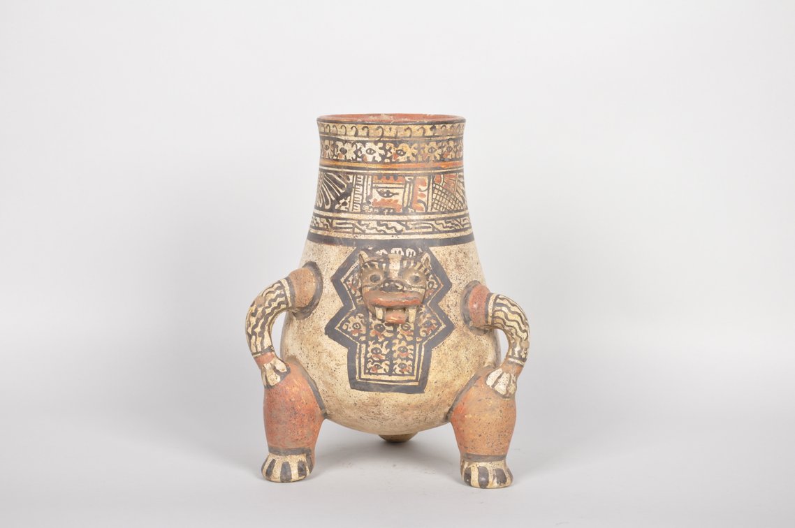 Pre Columbian Jaguar three-legged Pot from Costa Rica, photo 2 of 6