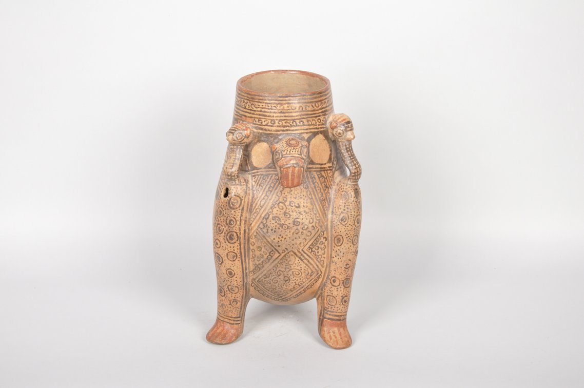Costa Rican Jaguar Zoomorphic Vessel, photo 2 of 9