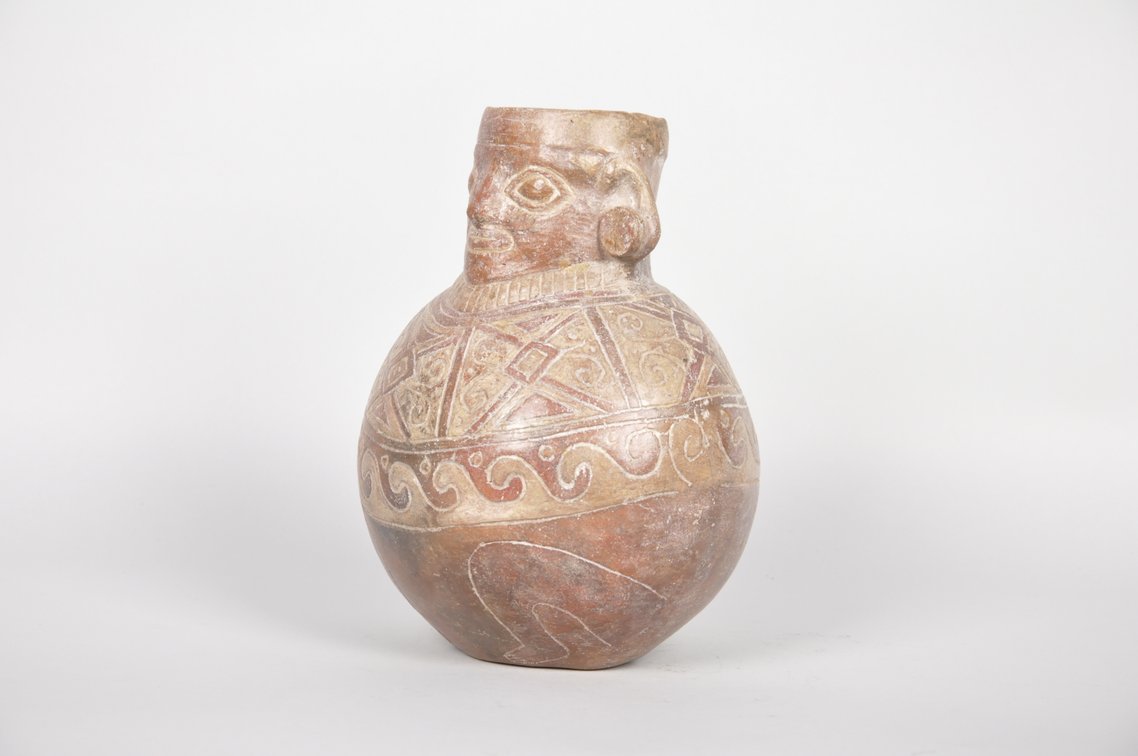 Inca Period Chancey Area Carved Effigy Pottery Vessel, photo 3 of 6
