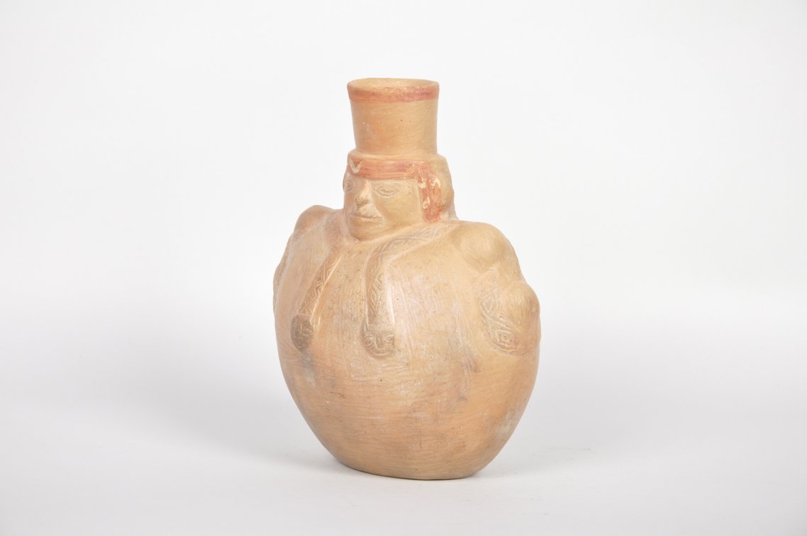 Moche Figural Ceramic Jar with Jaguar Heads, photo 3 of 6